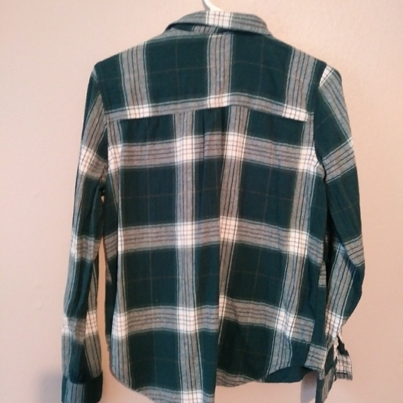 Universal Thread Plaid Flannel Button Down Shirt - Picture 2 of 3